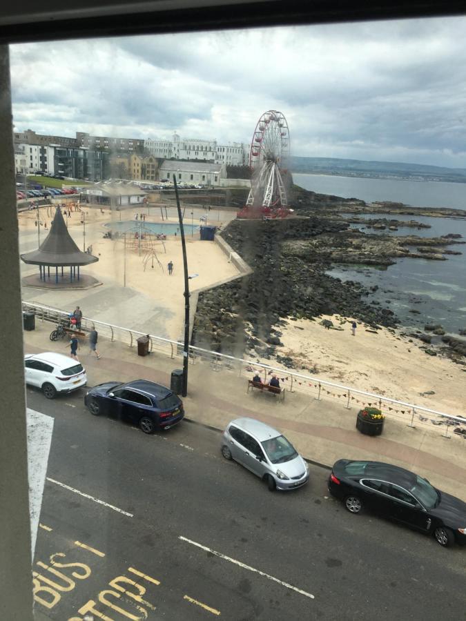 On The Prom Lejlighedshotel Portstewart Eksteriør billede